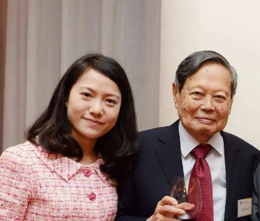 翁帆和杨振宁为什么不要孩子？