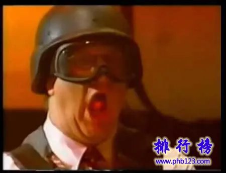 世界十大错觉魔术排行榜：人体切割魔术原理曝光(两个人)