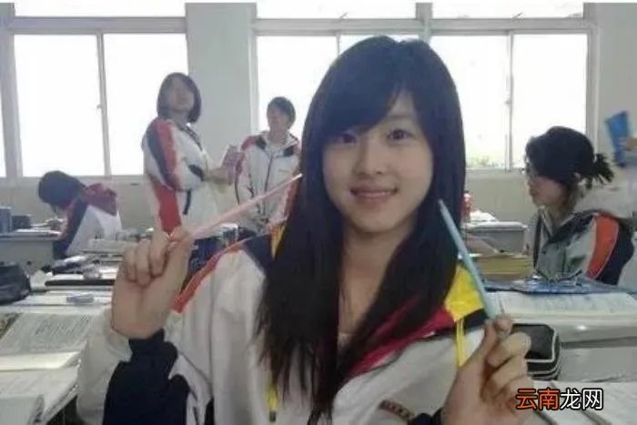 章泽天10年心机上位史 章泽天怎样追刘强东的