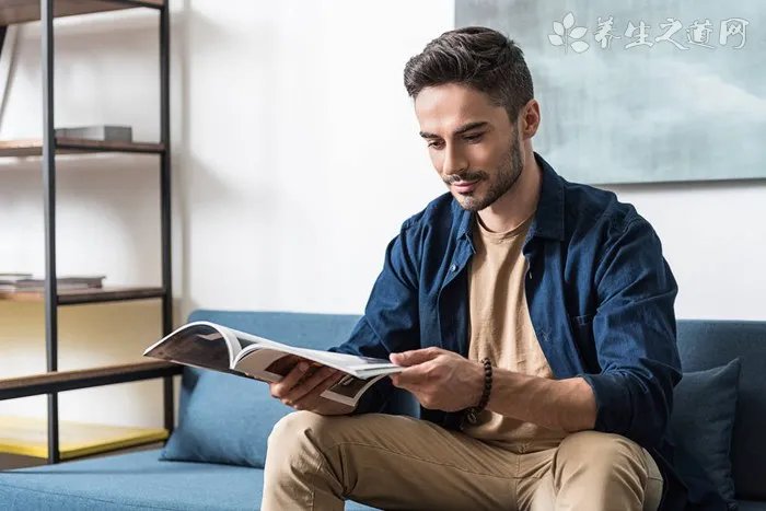 沉痛悼念季羡林先生（季羡林先生追悼会上的挽联）