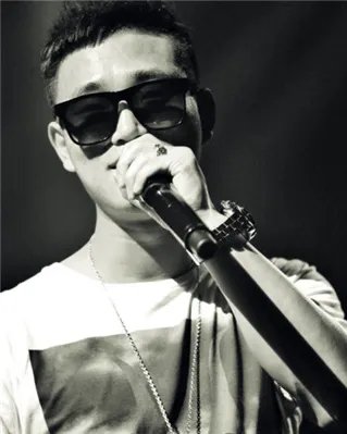 再谈姜熙健事件发生始末 网曝周一情侣要结束了