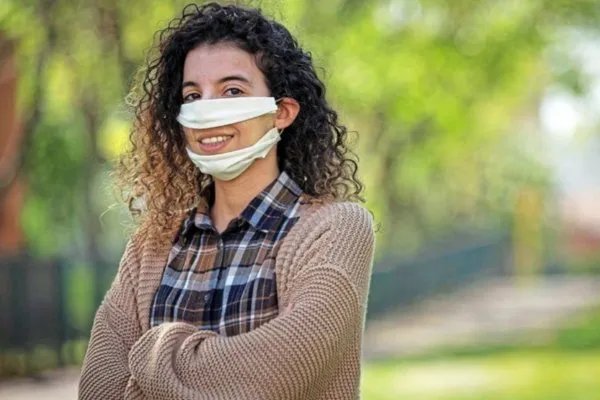 美国批准首个透明手术口罩，与普通手术口罩有何不同？