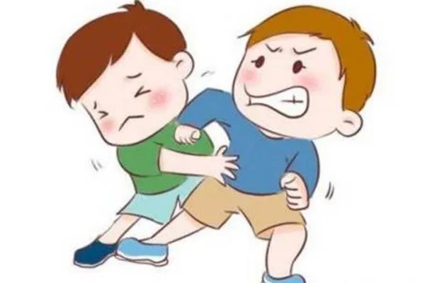 男童抢伙伴玩具遭对方家长殴打,这件事最后是如何处理的?