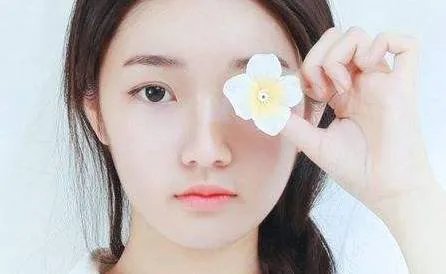 做开眼角手术效果好不好呢？