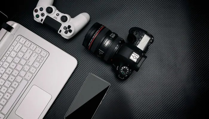 初学摄影买什么相机好 初学摄影买哪些相机好