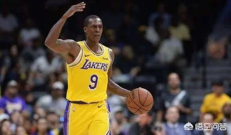 湖人VS开拓者,如何评价比赛还没结束,隆多放弃防守和场边妹子聊天的行为?