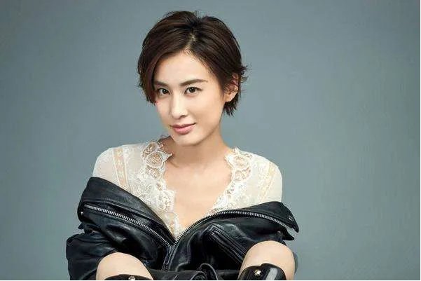 黄圣依家厕所太豪，为何不起眼的小物件她拿到节目中炫耀？