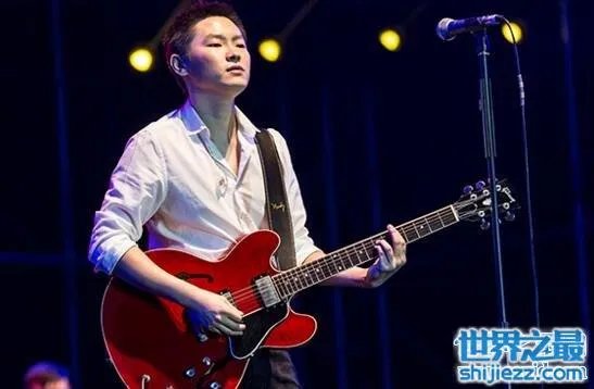 梁博的爸爸是谁凉茶股东,梁博个人资料家庭背景