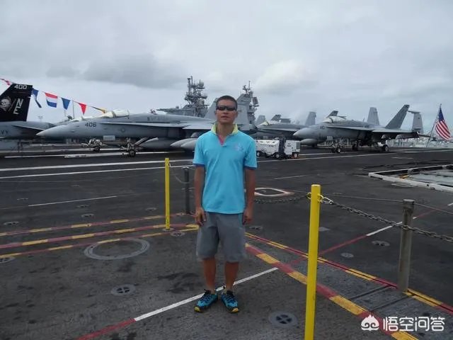 辽宁舰参加青岛阅兵了吗