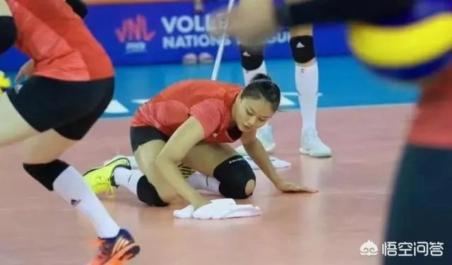 心善人美，中国女排龚翔宇默默资助贫困学生三年，获球迷称赞，如何评价？