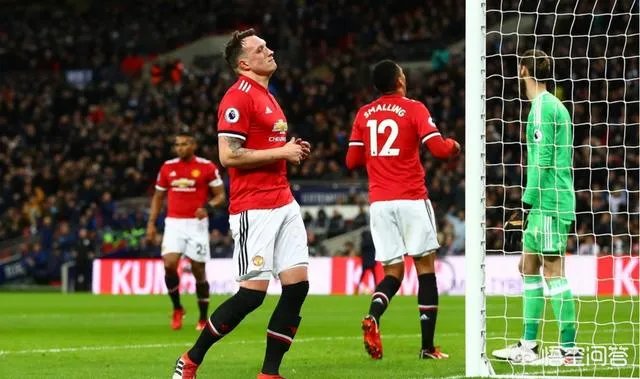 如何评价昨晚曼联惨败热刺？