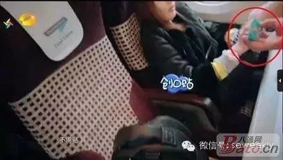 井柏然为什么要删掉跟郑爽有关的微博?