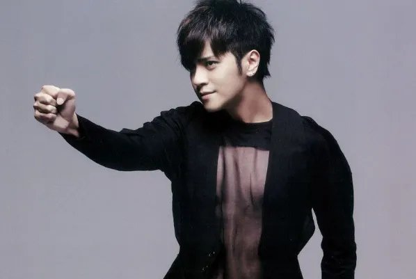 《极挑》总导演为罗志祥庆生,罗志祥在《极限挑战》中表现的怎么样?