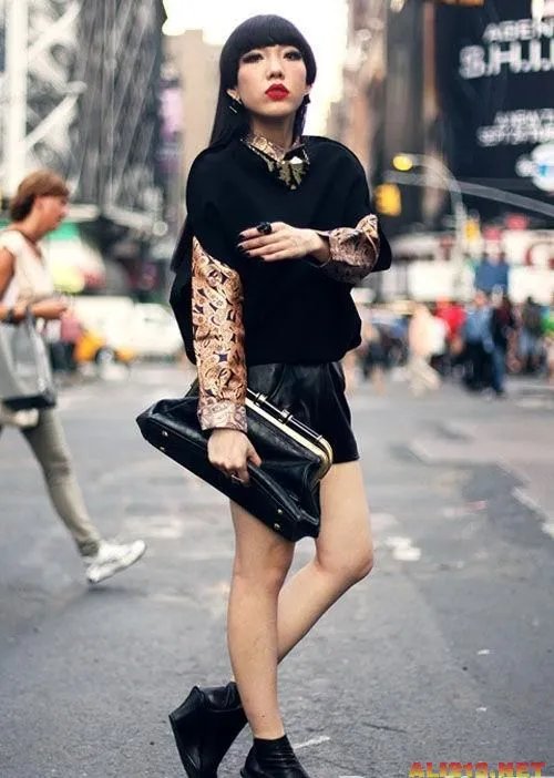 2013年明星收入大曝光 吴莫愁吸金1.3亿超王菲