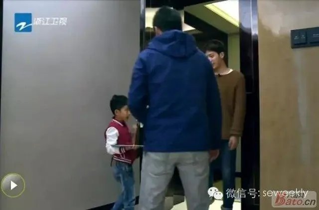 井柏然为什么要删掉跟郑爽有关的微博?