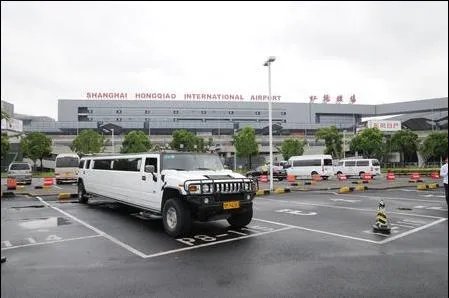 showgirl游艇门过程及内部照片:不堪入目的互动场面