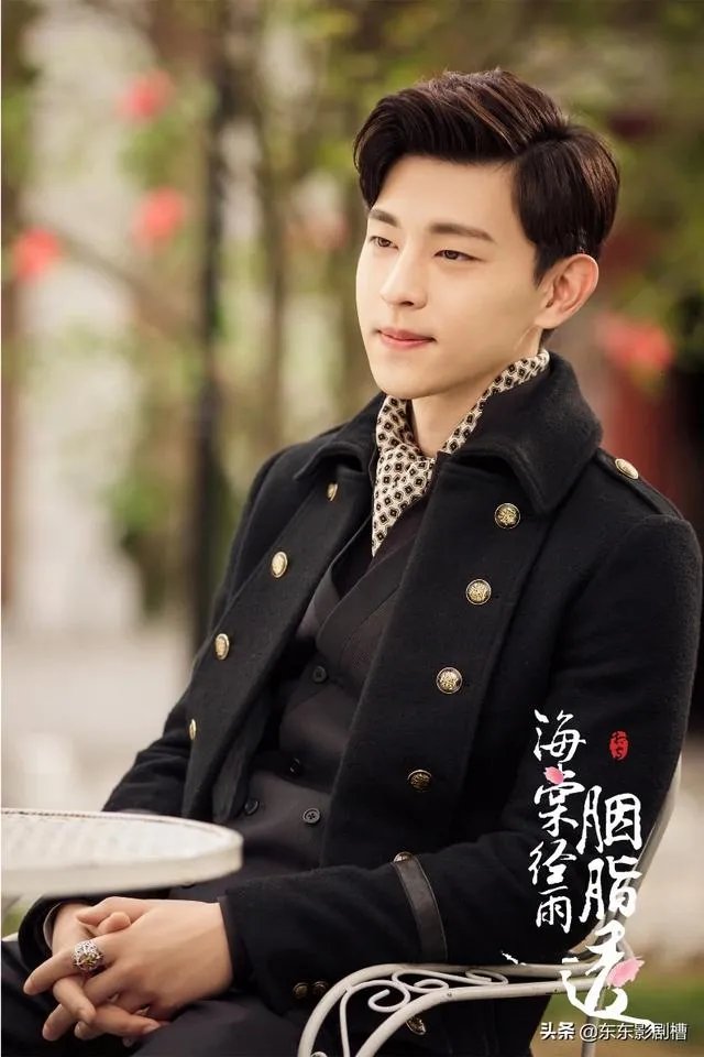 如何评价电视剧《海棠经雨胭脂透》？