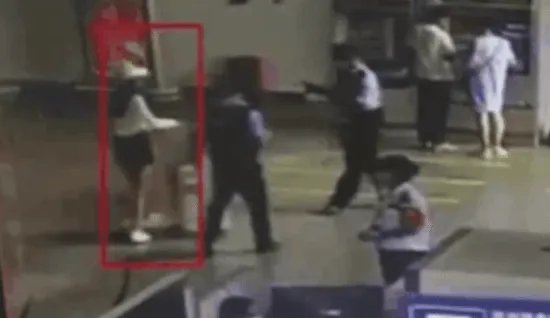 逃犯去看周杰伦演唱会路上被抓 网友：新克星已出现