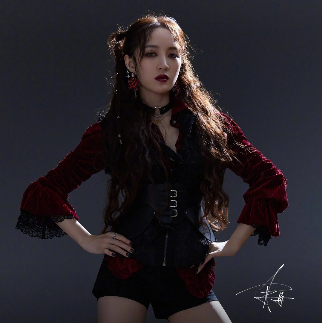 孟佳观众喜爱度倒数第一,这是怎么回事?