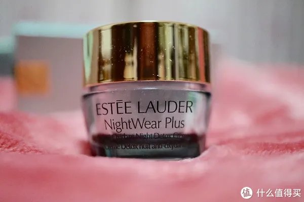 雅诗兰黛眼霜好用吗