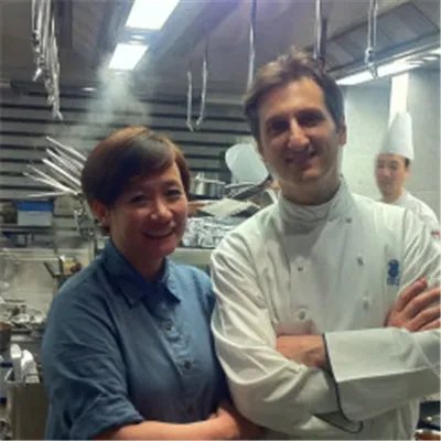 商天娥微博晒写意生活   透露有意做老板