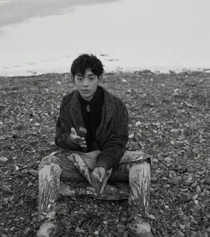 男人装丁真大片是怎么回事 男人装丁真大片具体情况