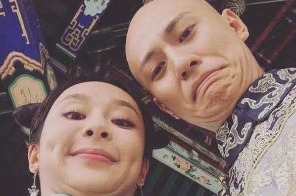 杨紫秒删微博疑似与秦俊杰分手？