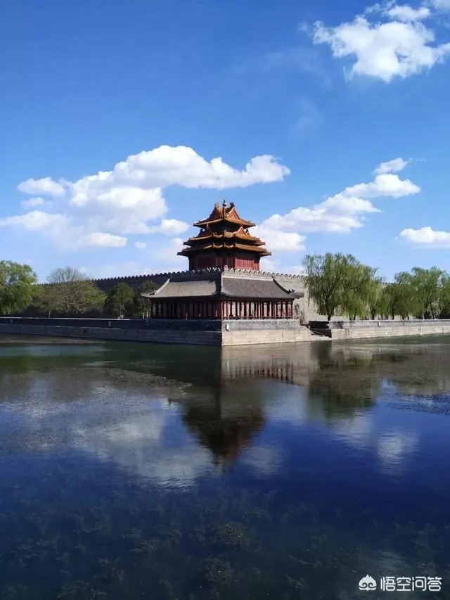 初中生摆摊8天赚1万7,你怎么看?