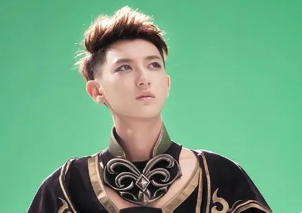 黄晓明和王思聪炮轰黄子韬了吗？   三人真实关系揭秘