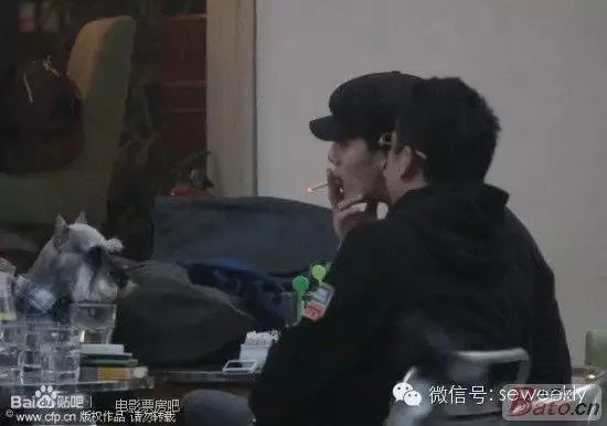 井柏然为什么要删掉跟郑爽有关的微博?