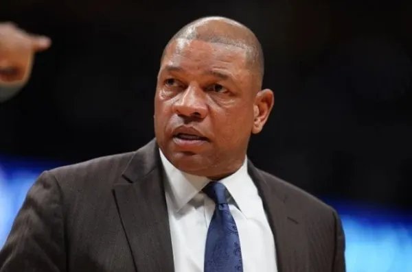 里弗斯不再担任快船队主帅？