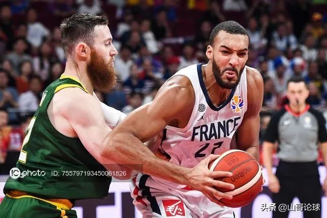 法国67:59澳大利亚获得男篮世界杯铜牌，法国是如何逆转澳大利亚队的呢？