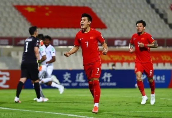 国足2-0胜菲律宾 重获出线主动权 武磊获最佳球员!