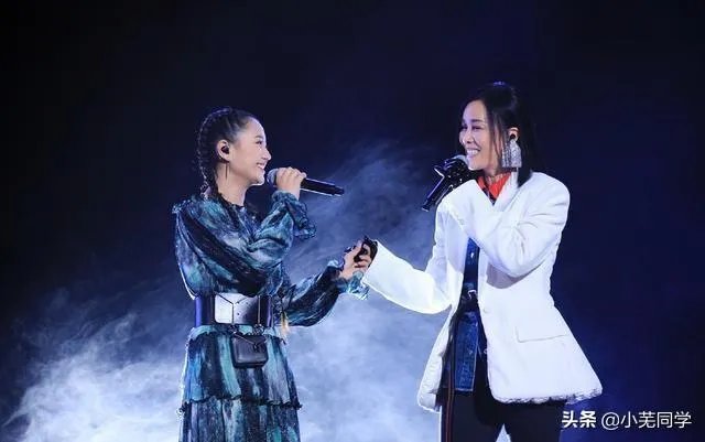 中国好声音邢晗铭夺冠