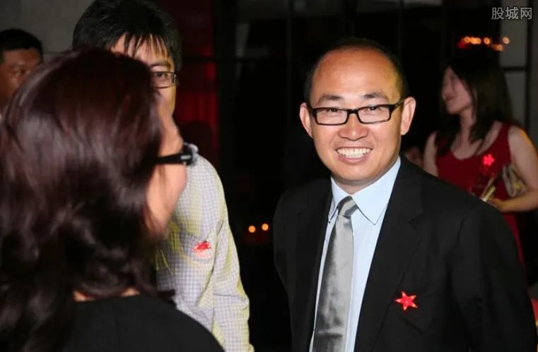 潘石屹资产有多少亿 2019潘石屹身价在中国排名