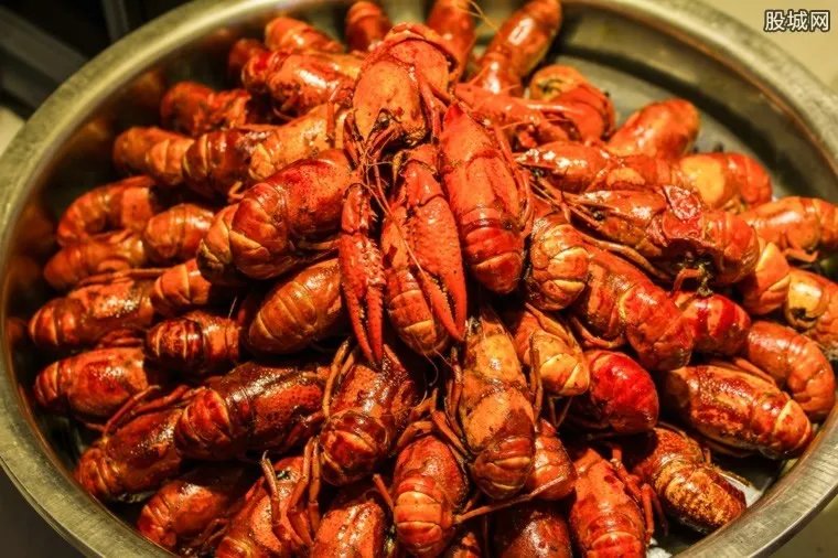 小龙虾高价入市 小龙虾价格上涨原因揭秘