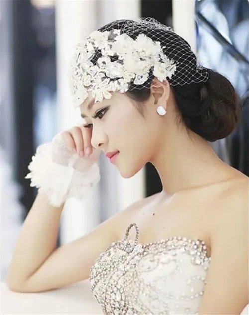 婚纱头饰图片欣赏 新娘头饰如何选择
