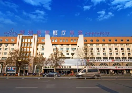 郑州开眼角哪个医院做得好？美莱、菲林、缔莱美上榜！