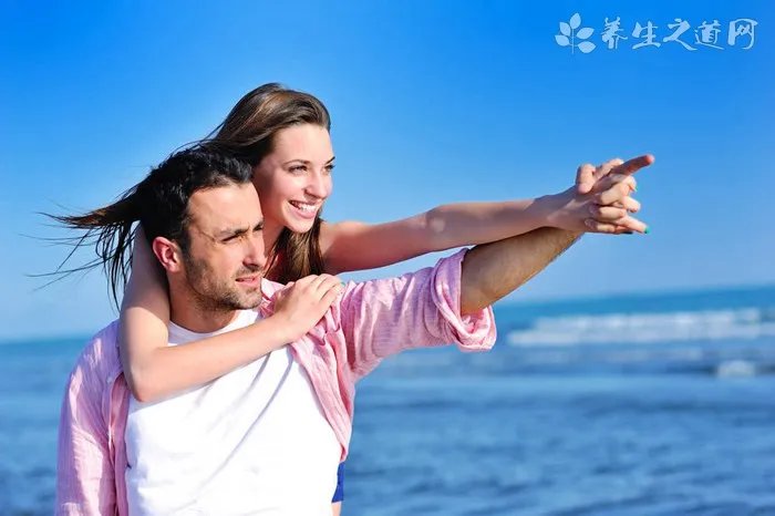 黄汉源介绍乳头溢液乳腺健康:20180626饮食养生汇视频