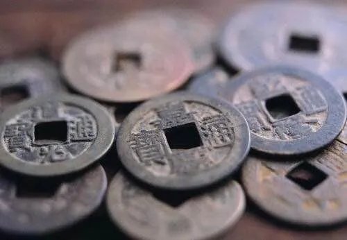 看到村庄现唐宋古钱币,你知道古钱币种类吗?