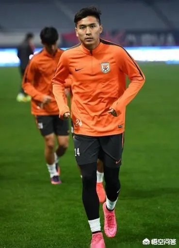 鲁能三杀华夏,对李霄鹏的换人调整你怎么看?