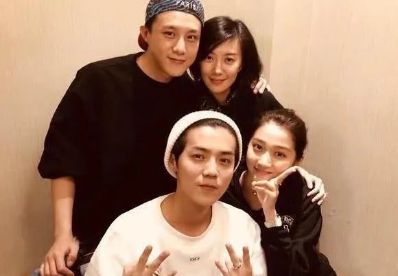 关晓彤和鹿晗发生关系了