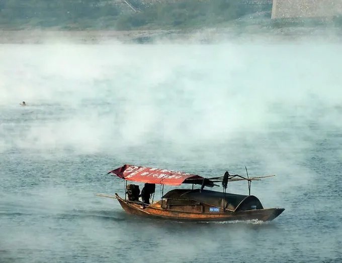 内蒙古小伙勇救跳河女孩溺亡，女孩为什么跳河？