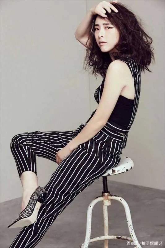 拒绝杜淳表白的黄小蕾，为啥会被迪士尼封杀？