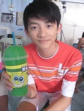 陈令臻的个人档案