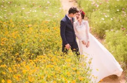 夏日婚纱装要注意什么   几个秘笈助您圆公主梦