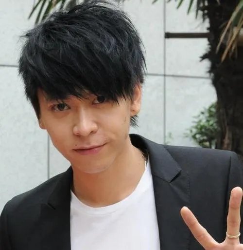 俞思远叶晶晶离婚内幕曝光 高娅媛微博暗讽前女友劈腿